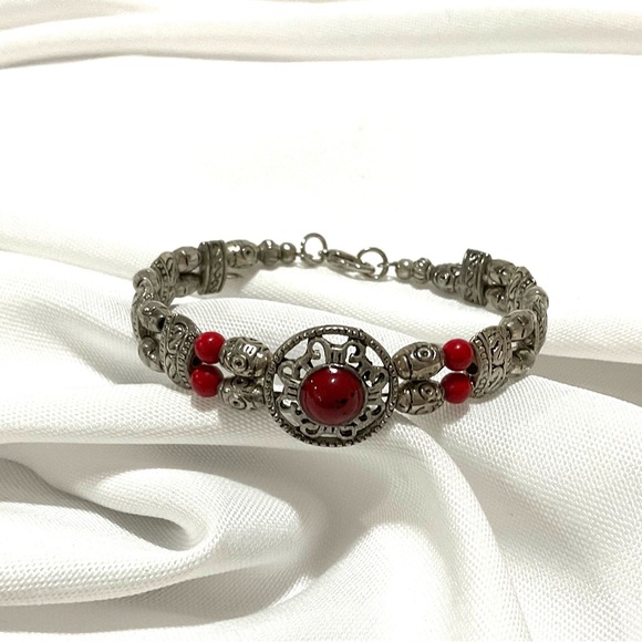 Tibertan Jewelry - Tibertan Silver-Tone Red Beads & Cabochon Bracelet